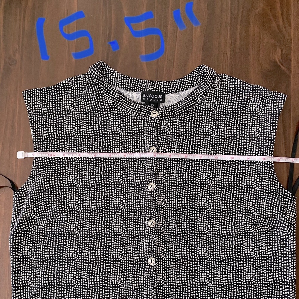 Beautiful dress π - Picture 5 of 10
